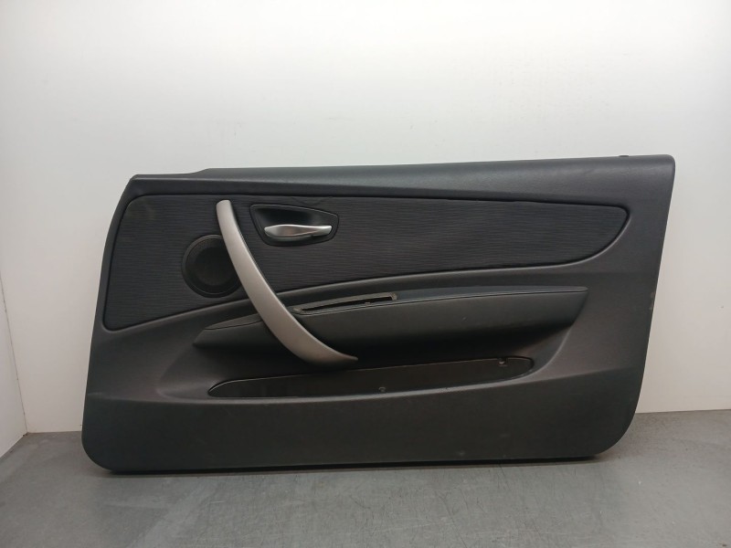Recambio de guarnecido puerta delantera derecha para bmw 1 (e81) 116 d referencia OEM IAM 9277930 10628510 
