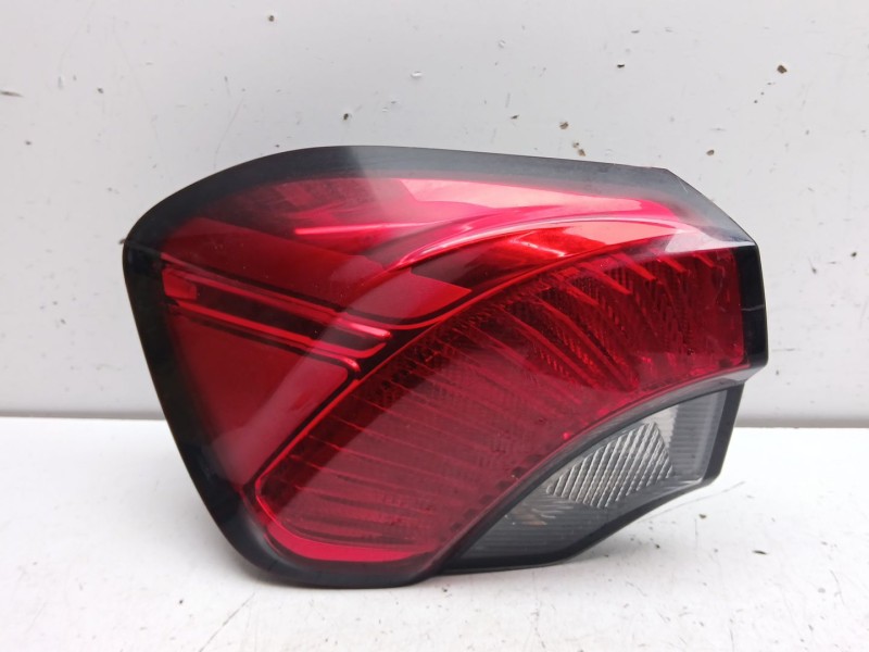 Recambio de piloto trasero izquierdo para fiat tipo station wagon (356_, 357_) 1.6 d (356wxg1b) referencia OEM IAM 0000052078933
