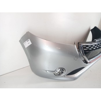 Recambio de paragolpes delantero para peugeot 208 1.6 16v hdi fap referencia OEM IAM 9672794477  