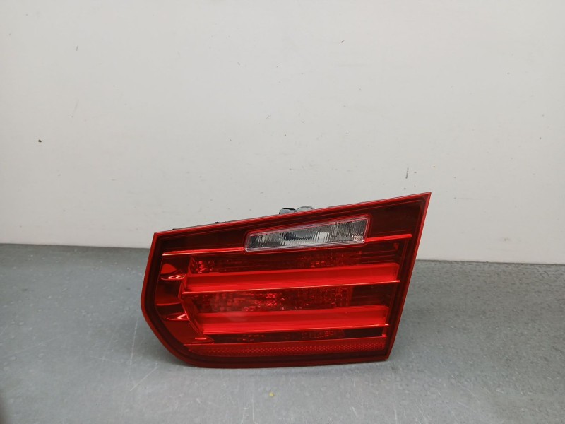 Recambio de piloto trasero derecho interior para bmw 3 touring (f31) 320 d referencia OEM IAM 7371112  