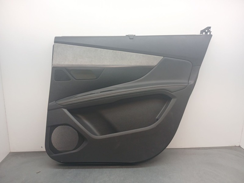 Recambio de guarnecido puerta trasera derecha para peugeot 5008 gt referencia OEM IAM 98269871dg  