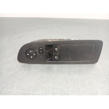 Recambio de mando elevalunas delantero izquierdo para bmw 1 (e81) 116 d referencia OEM IAM 921652001  