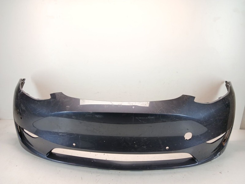 Recambio de paragolpes delantero para tesla model y ev referencia OEM IAM 154010405B  