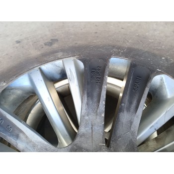 Recambio de llanta para opel insignia berlina edition referencia OEM IAM 8JX18 H2 IS42 X1 03UYD