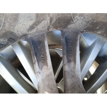 Recambio de llanta para opel insignia berlina edition referencia OEM IAM 8JX18 H2 IS42 X1 03UYD