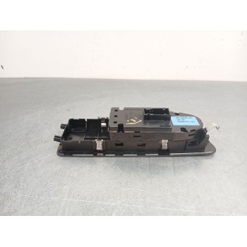 Recambio de mando elevalunas delantero izquierdo para bmw 1 (e81) 116 d referencia OEM IAM 921652001  