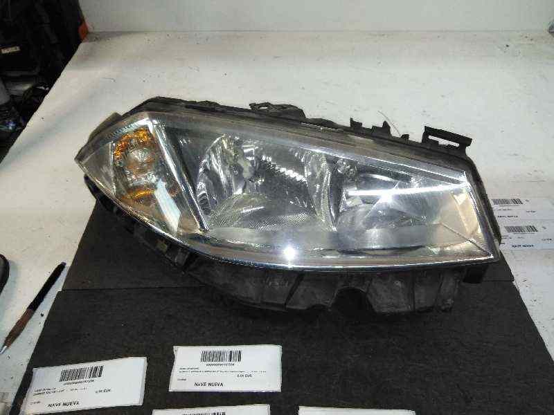 Recambio de faro derecho para renault megane ii berlina 5p confort authentique referencia OEM IAM 7701064020  BIFARO