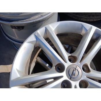 Recambio de llanta para opel insignia berlina edition referencia OEM IAM 8JX18 H2 IS42 X1 03UYD