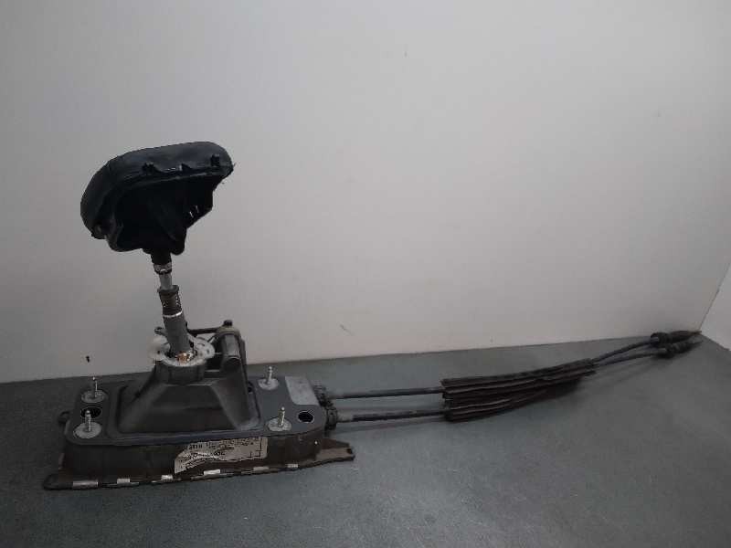 Recambio de palanca cambio para seat leon (1p1) 1.6 referencia OEM IAM 1K0711049BE 5V CON VARILLAJE