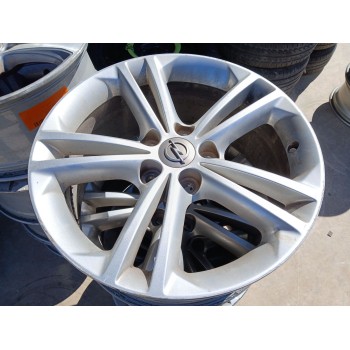 LLANTA 8JX18 H2 IS42 X1 03UYD