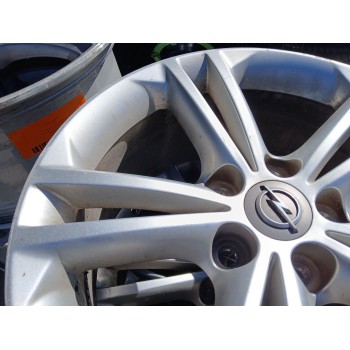 Recambio de llanta para opel insignia berlina edition referencia OEM IAM 8JX18 H2 IS42 X1 03UYD