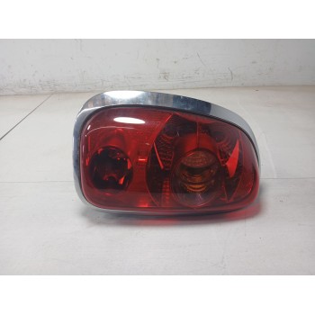 PILOTO TRASERO IZQUIERDO 980814901 