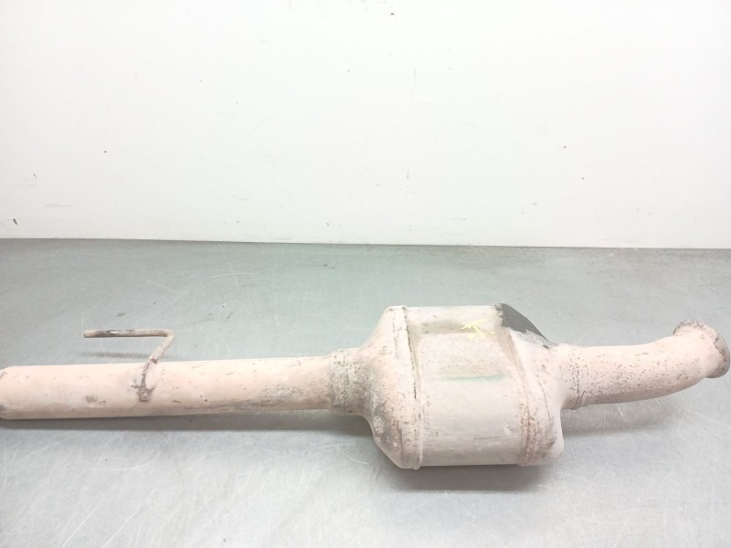 Recambio de catalizador para renault clio ii (bb_, cb_) 1.9 d (b/cb0e, bb0j) referencia OEM IAM 25162881  