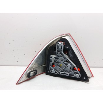 Recambio de piloto trasero derecho para mercedes-benz clase c (w203) c 180 kompressor (203.046) referencia OEM IAM a2038200264 2