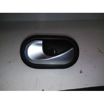 MANETA INTERIOR TRASERA IZQUIERDA 