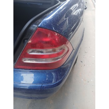 Recambio de piloto trasero derecho para mercedes-benz clase c (w203) c 180 kompressor (203.046) referencia OEM IAM a2038200264 2