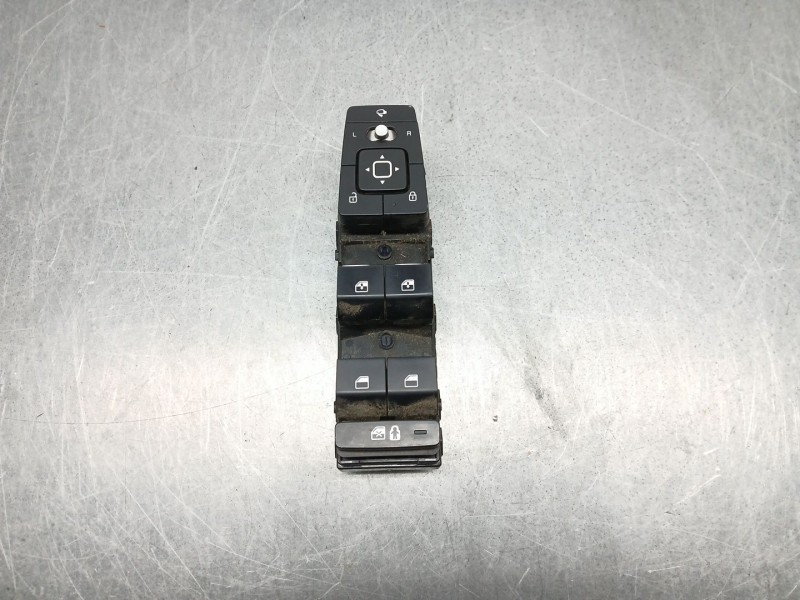 Recambio de mando elevalunas delantero izquierdo para kia ev6 (cv) 77 referencia OEM IAM 93571CV380 / 93571CV370  