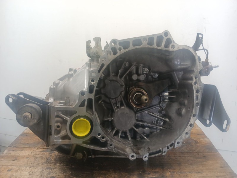 Recambio de caja cambios para toyota avensis sedán (_t25_) 2.0 d-4d (adt250_) referencia OEM IAM   