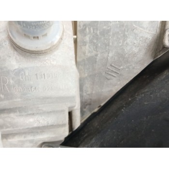 Recambio de piloto trasero derecho para opel astra h twintop (a04) 1.9 cdti (l67) referencia OEM IAM 13191988  