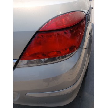 Recambio de piloto trasero derecho para opel astra h twintop (a04) 1.9 cdti (l67) referencia OEM IAM 13191988  