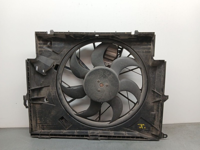 Recambio de electroventilador para bmw 1 (e87) 116 d referencia OEM IAM 0130303941 17427801993 