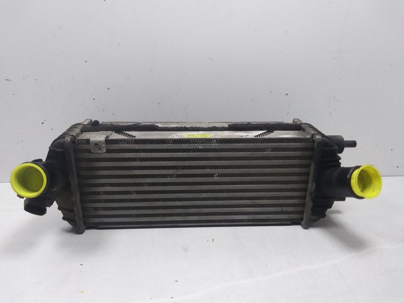 Recambio de intercooler para hyundai ix35 classic 2wd referencia OEM IAM 282702A850  