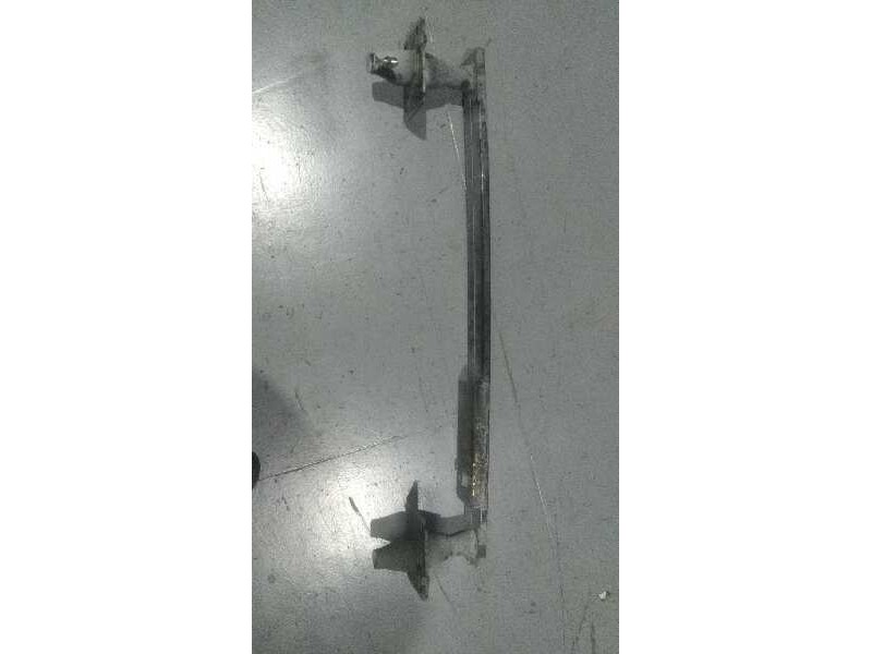 Recambio de refuerzo paragolpes delantero para peugeot 3008 confort referencia OEM IAM 9670186380  