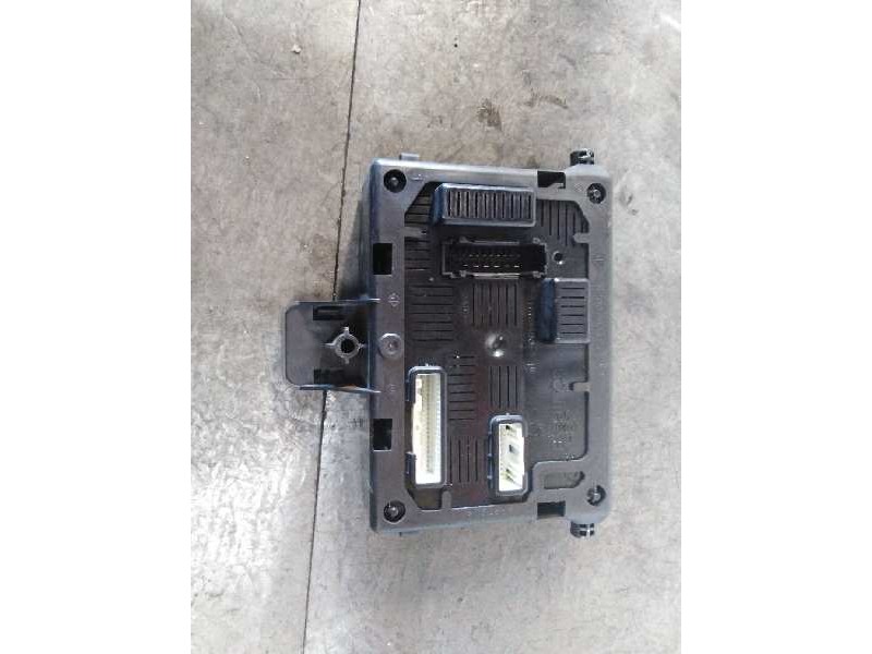 Recambio de modulo electronico para renault clio iii 1.5 dci diesel referencia OEM IAM 8200652285A  