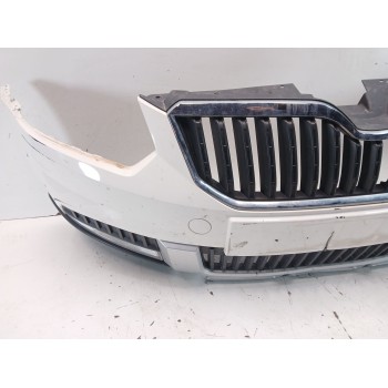 Recambio de paragolpes delantero para skoda yeti (5l) 2.0 tdi referencia OEM IAM 5L0807221F  