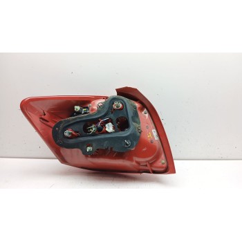 Recambio de piloto trasero derecho para toyota auris (_e15_) 1.8 hybrid (zwe150_) referencia OEM IAM 8155102380 8155002550 