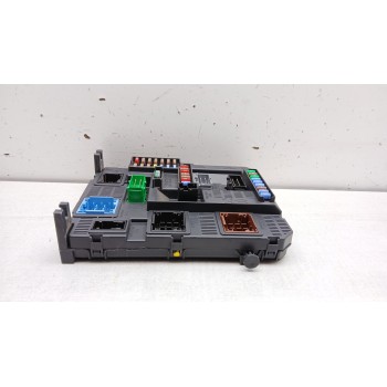 Recambio de centralita bsi para peugeot 208 style referencia OEM IAM 9807531680  