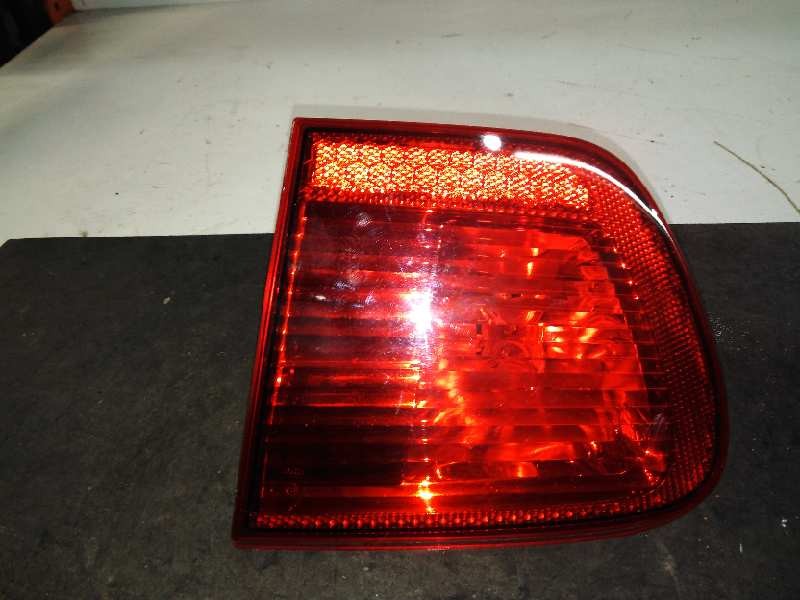 Recambio de piloto trasero derecho interior para seat ibiza (6k1) stella referencia OEM IAM   INTERIOR