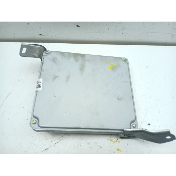 Recambio de centralita motor uce para toyota avensis sedán (_t25_) 2.0 d-4d (adt250_) referencia OEM IAM 8966105A40  