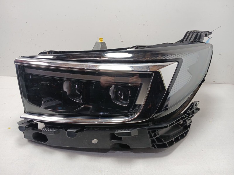 Recambio de faro izquierdo para opel grandland / grandland x (a18, p1uo) 1.2 (75) referencia OEM IAM 9840304280  