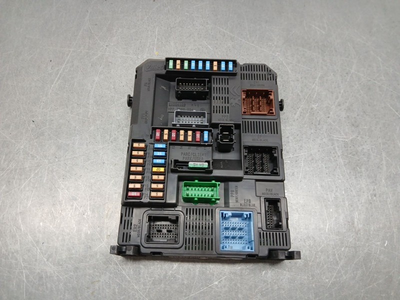 Recambio de centralita bsi para peugeot 208 i (ca_, cc_) 1.2 vti 82 referencia OEM IAM 9819850080  