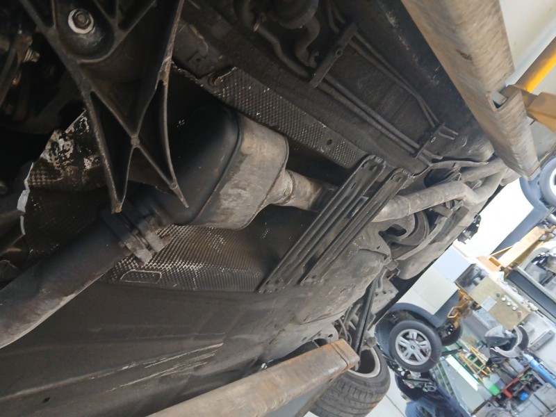 Recambio de catalizador para bmw 3 coupé (e46) 320 cd referencia OEM IAM   