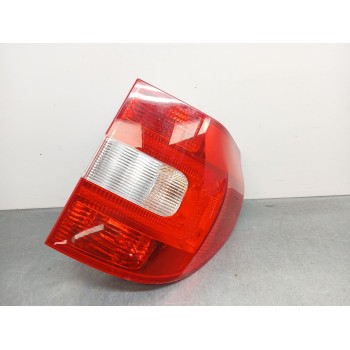 PILOTO TRASERO DERECHO 5L0945112B 5l0945258 