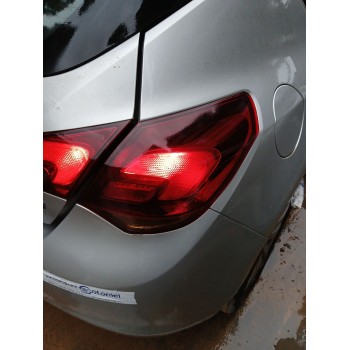 PILOTO TRASERO DERECHO 1 SERIE