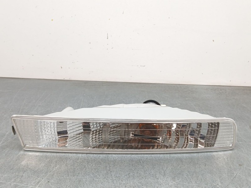 Recambio de piloto delantero derecho para opel vivaro referencia OEM IAM 4408520 14538602 