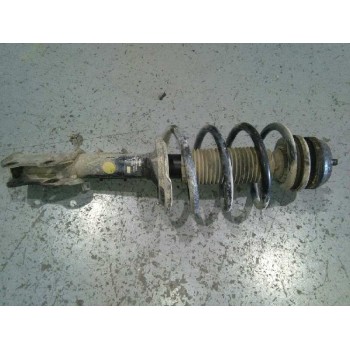 AMORTIGUADOR DELANTERO DERECHO NO TIENE MANO