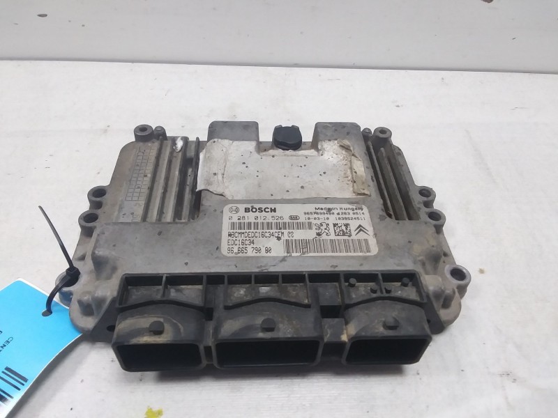 Recambio de centralita motor uce para peugeot 206+ básico referencia OEM IAM 0281012526 9657699480 9666579080