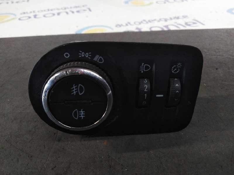 Recambio de mando luces para opel zafira tourer 2.0 cdti referencia OEM IAM 13294815  