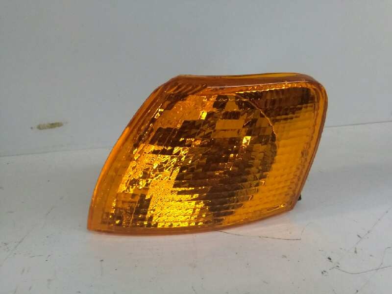 Recambio de piloto delantero izquierdo para volkswagen passat berlina (3b2) referencia OEM IAM  NUEVO AMBAR