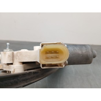 Recambio de elevalunas delantero derecho para bmw serie 3 berlina (e90) 320i referencia OEM IAM 7140588  