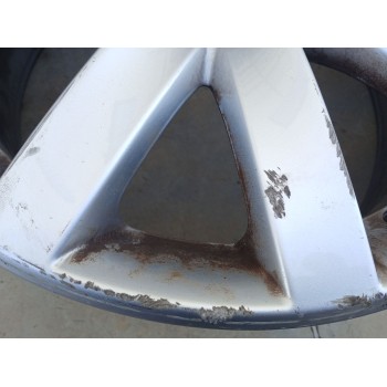 Recambio de llanta para volkswagen golf vi (5k1) 1.6 tdi referencia OEM IAM 7JX17 H2 ET54 5K0601025AN 17 PULGADAS