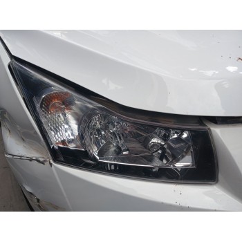 Recambio de faro derecho para chevrolet cruze (j300) 2.0 cdi referencia OEM IAM rhd12413  