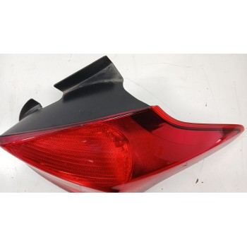 Recambio de piloto trasero derecho para ford focus iii 1.0 ecoboost referencia OEM IAM 1906354 F1BE13404CF 