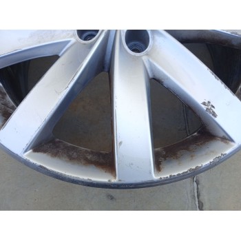 Recambio de llanta para volkswagen golf vi (5k1) 1.6 tdi referencia OEM IAM 7JX17 H2 ET54 5K0601025AN 17 PULGADAS