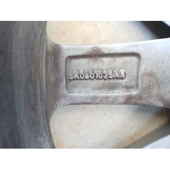 Recambio de llanta para volkswagen golf vi (5k1) 1.6 tdi referencia OEM IAM 7JX17 H2 ET54 5K0601025AN 17 PULGADAS