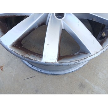 Recambio de llanta para volkswagen golf vi (5k1) 1.6 tdi referencia OEM IAM 7JX17 H2 ET54 5K0601025f 17 PULGADAS